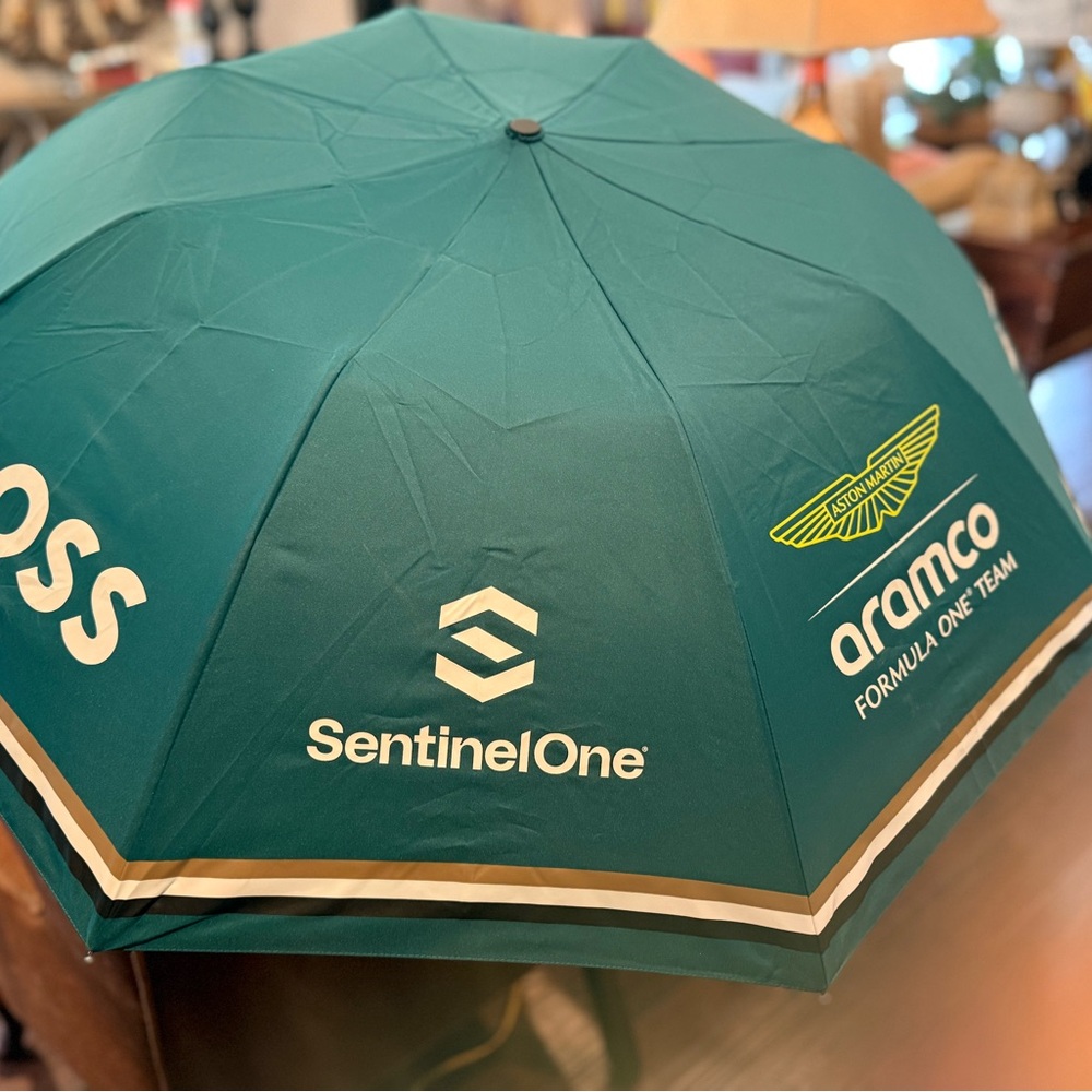 Aston Martin Aramco Green Umbrella Formula OneTeam